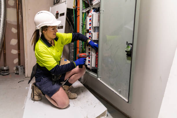 Best Circuit Breaker Repair  in Elysburg, PA